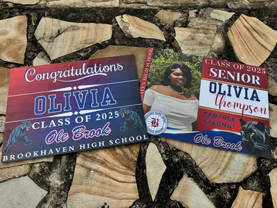 The Graduation yards signs look great on the patio and held up great in the weather