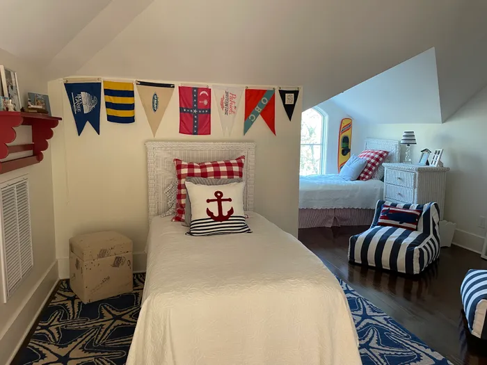 CustomT-ShirtToday.Com - Burgee Flag