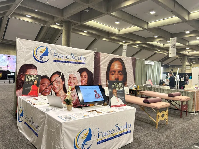 CustomT-ShirtToday.Com - Custom Vinyl Banners