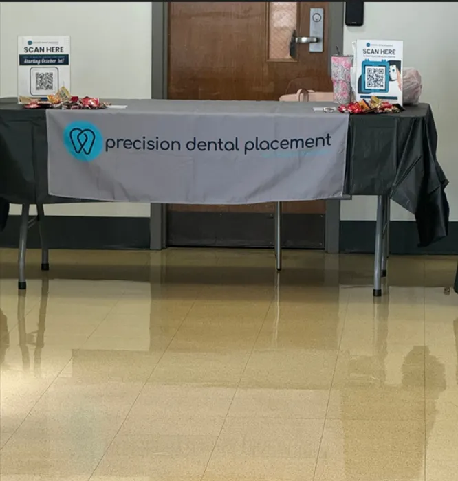 CustomT-ShirtToday.Com - Table Runner