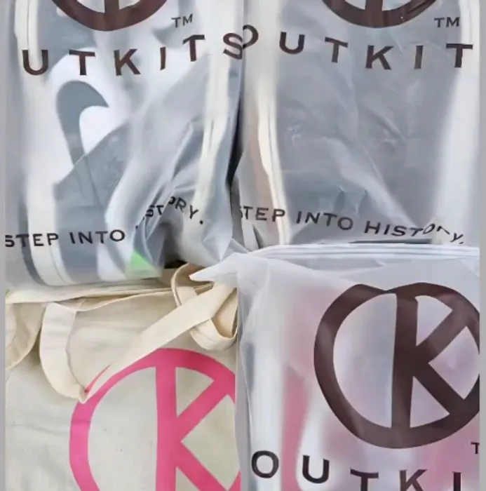 CustomT-ShirtToday.Com - Zipper Frosted Bag