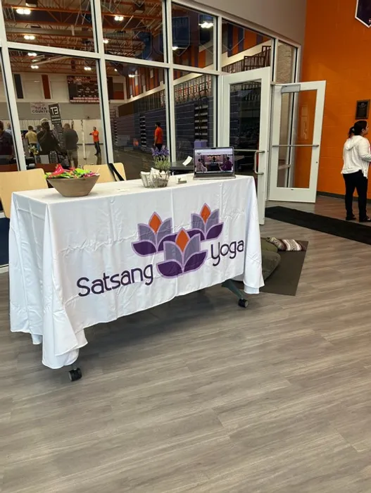 CustomT-ShirtToday.Com - Custom Rectangle Table Covers