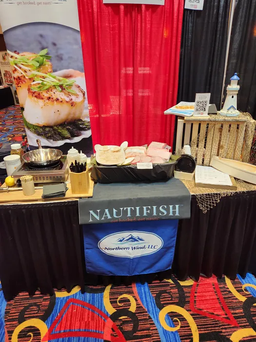 CustomT-ShirtToday.Com - Table Runner