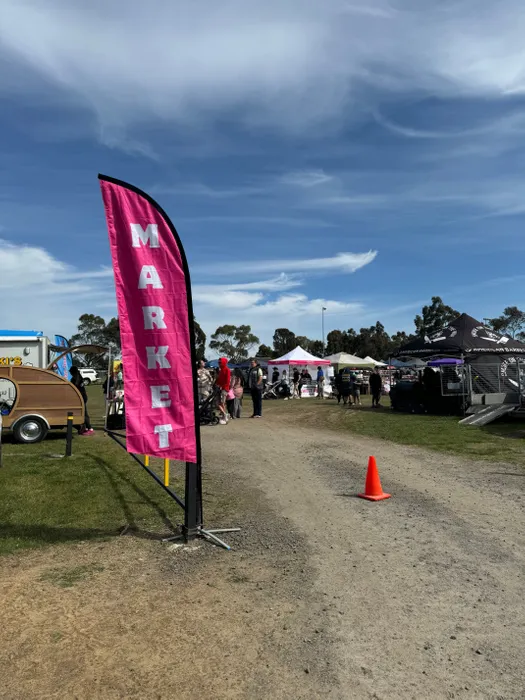CustomT-ShirtToday.Com - Custom Vinyl Banners