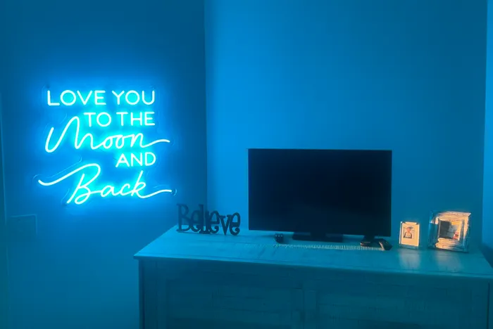 CustomT-ShirtToday.Com - I Love You To The Moon And Back Neon Sign