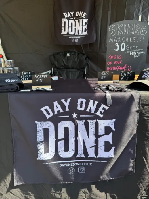 CustomT-ShirtToday.Com - Table Runner