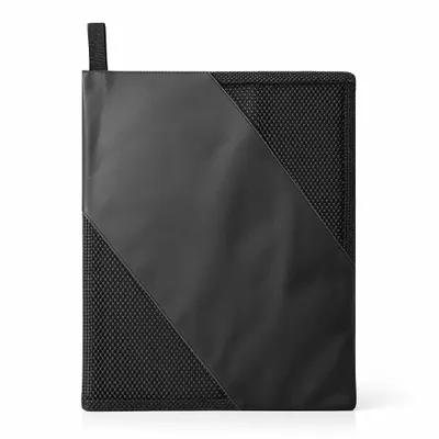 Please note that the "<b><i>Fully Customize Your Towels</i></b>" text is printed on this bag by default.